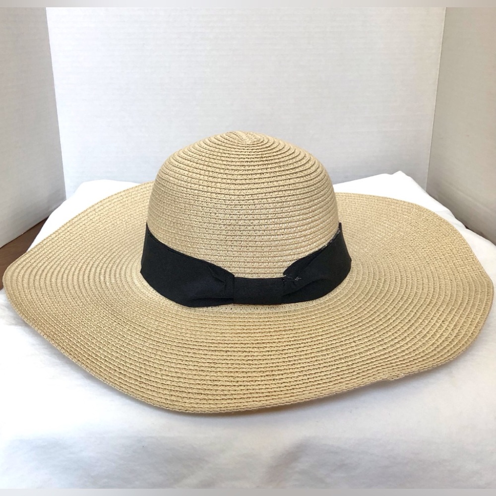 NEW Debra Weitzner Beach Hat